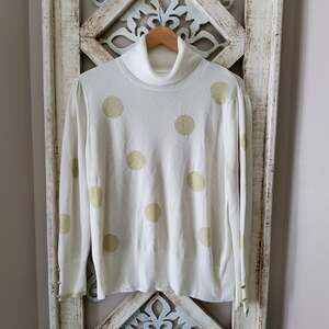 Retrology Women's Petite Large Long Sleeve Turtleneck Sweater Metallic Gold Dot